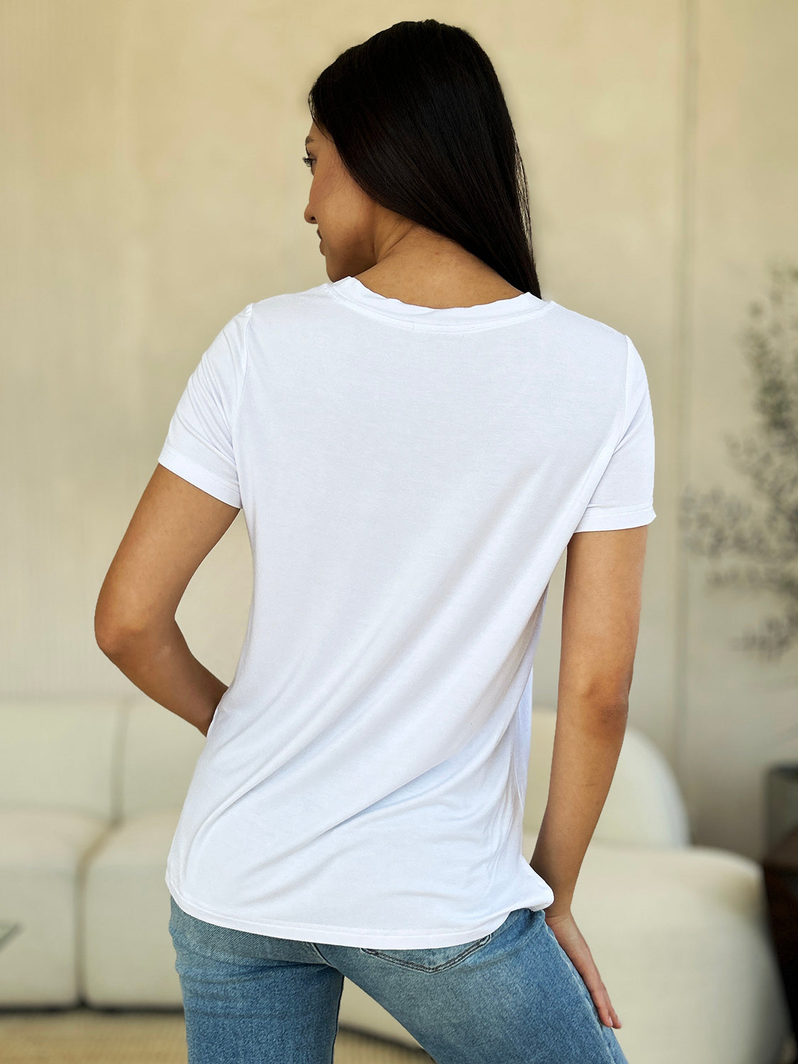 Elevated Basics S-3x Round Neck Short Sleeve T-Shirt