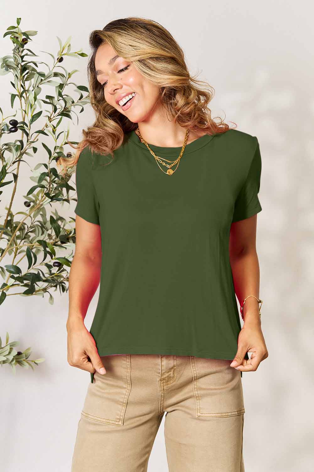 Elevated Basics S-3x Round Neck Short Sleeve T-Shirt